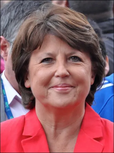 Qui est cette femme politique ?