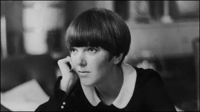 Quel vêtement très célèbre, Mary Quant a-t-elle créé ?
