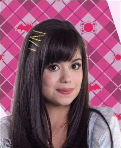 Bélinda est traitée comme une esclave par Daisy :