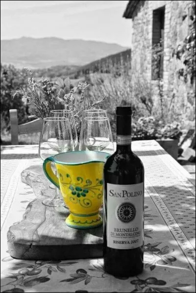 Quel est ce plat d'hiver qui comprend, carottes, navets, chou, pommes de terre, saucisse, petit salé et jambonneau ?