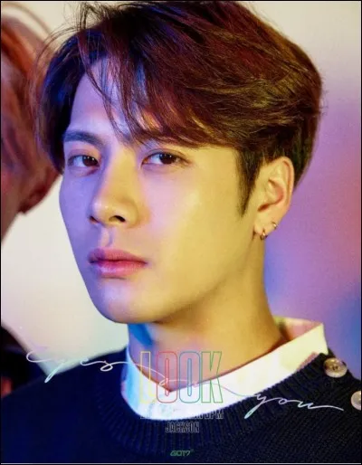 Avec qui Jackson a-t-il fait une collaboration rap au Mnet Asian Music Awards 2016 ?