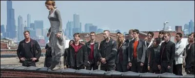 Que doivent faire les novices pour entrer chez les Audacieux ?