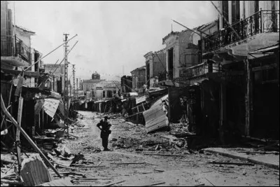 L'armée allemande s'est maintenue dans cette île, au prix de nombreux combats et massacres, jusqu'en mars 1945. De quelle île s'agit-il ?