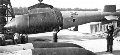 Cette bombe de 10 tonnes nomme 'grand slam' fut utilise par :