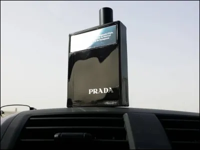 Créateur : Mario Prada
Style : oriental fougère
Notes : cardamome, fleur d'oranger, vanille, patchouli, cuir, myrrhe, bois de santal, fève tonka, vétiver, labdanum ciste