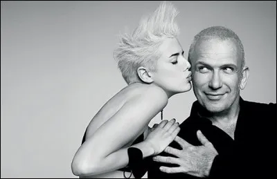 Créateur : Jean-Paul Gaultier 
Style : oriental fougère
Notes : lavande, menthe poivrée, bergamote, fleur d'oranger, cannelle, cumin, vanille, bois de cèdre, bois de santal, fève tonka