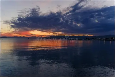Il ne faut surtout pas manquer de visiter Juan-les-Pins, ville connue pour son festival du cinéma.