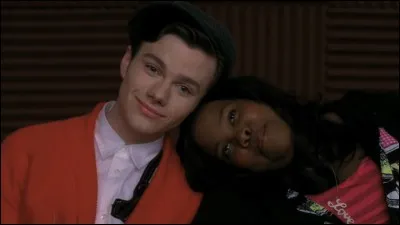 Qui a été amoureux de Kurt dans la saison 1 ?