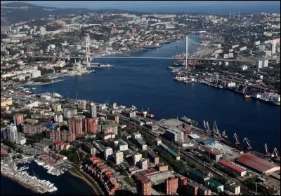 Cette ville russe d'extrême-orient, sur la mer du Japon, c'est :