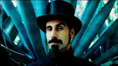 Quel est le titre du premier album solo de Serj Tankian ?