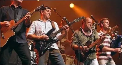 Que souhaite en plus 'des femmes' le groupe Soldat Louis ?