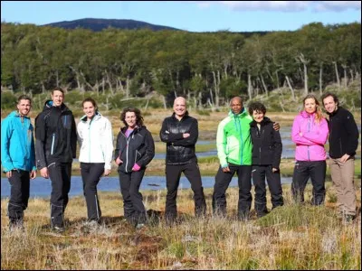 Quelle célébrité ne décède pas lors d'un crash d'hélicoptère lors de l'émission ''Dropped'' sur TF1 ?