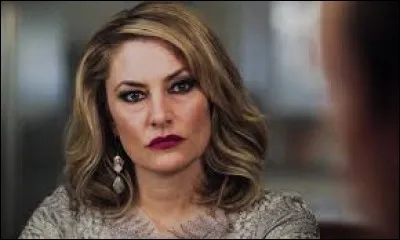 Avec qui Alice (mère de Betty) a t-elle eu un fils ?