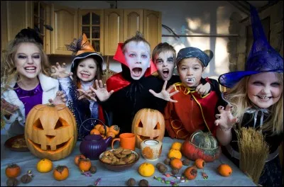 Dans les pays anglais, quelle formule utilisent les petits enfants pour Halloween ?