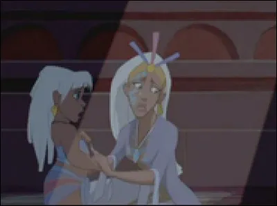 La reine de l'Atlantide, de "Atlantide, l'Empire perdu", n'apparaît que peu de temps. Lors de l'évacuation de la ville, elle est happée par un rayon et son corps est utilisé comme vecteur pour créer une barrière protégeant la ville alors qu'elle tentait de secourir sa fille, la princesse...