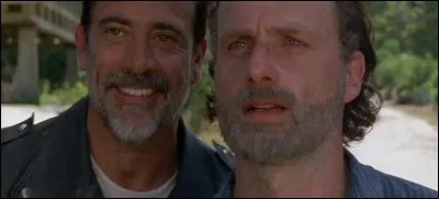 Quel genre de blague Negan aime-t-il bien faire ?