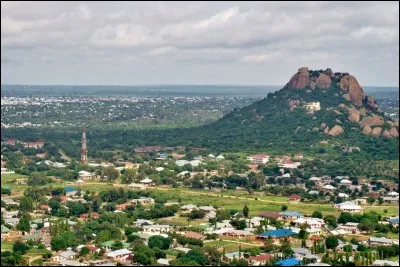 Quelle est la capitale de la Tanzanie ?