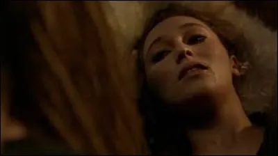 /////*Spécial morts (sniiif)*////

Comment meurt Lexa ?