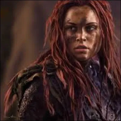 Comment appelle-t-on Clarke désormais ?