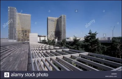 Dans quel arrondissement la Biblioth&egrave;que nationale de France se trouve-t-elle ?
