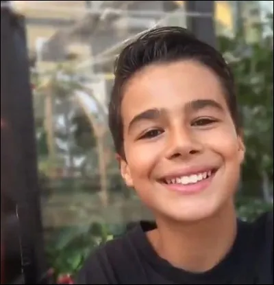 De quelle nationalité est Nathan ?