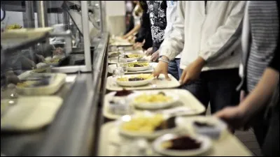 Deux heures encore après, c'est l'heure de manger ! Quelle proposition signifie "manger" ?