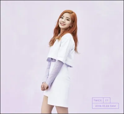 En quoi Dahyun est-elle déguisée ?