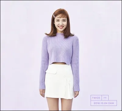 En quoi Nayeon est-elle déguisée ?