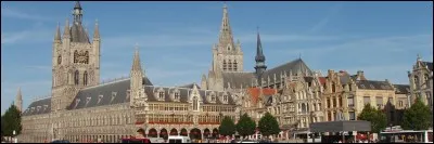 Cette ville belge dévastée lors des combats de la première guerre mondiale et dont le beffroi et les anciennes halles ont été reconstruits à l'identique, c'est :