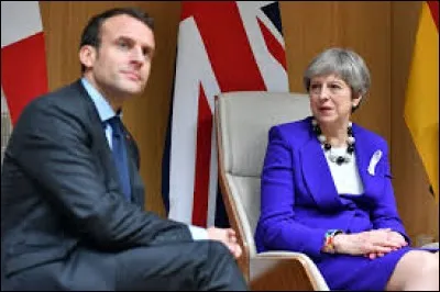 Theresa May a rencontré Emmanuel Macron pour préparer des bornes à l'union avant le brexit.