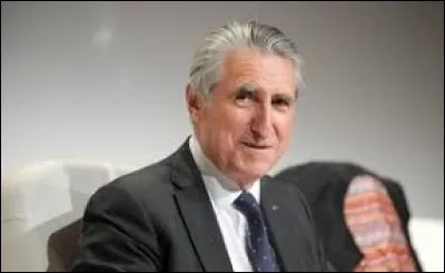 Ernest-Antoine Seillière trônait derrière la barique quant il était a la tête du Medef.