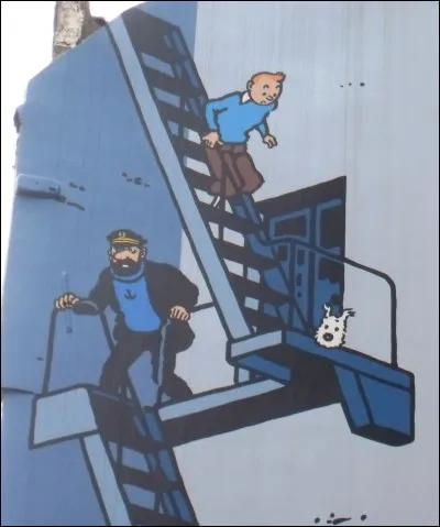 Dans quelle langue fut publié le premier magazine de Tintin en 1946 ?