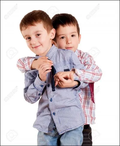 Nathaniel... Mickaël sont des jumeaux.