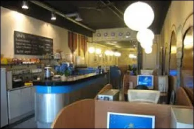 M. Saladin explique le ''Cyber café'' à M. Morel qui lui parle de sa marque préférée de café, celle qui montrait ''El Gringo'' dans ses spots publicitaires. Quel est son nom ?