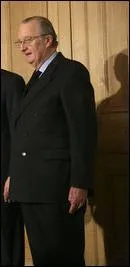 Le Nord est frontalier de la ...