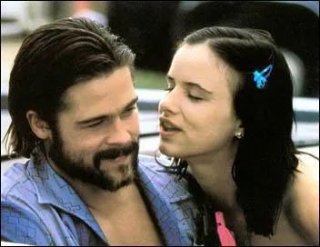 Qui voyage avec les tueurs jous par Brad Pitt et Juliette Lewis dans le film 'Kalifornia' ?