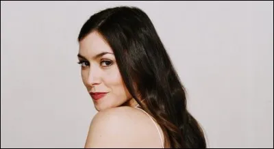 J'aime ces trois chansons d'Olivia Ruiz. J'ai choisi de mettre en lien celle qu'elle chante en duo avec Christian Olivier, le leader des Têtes raides. Quel en est le titre ?