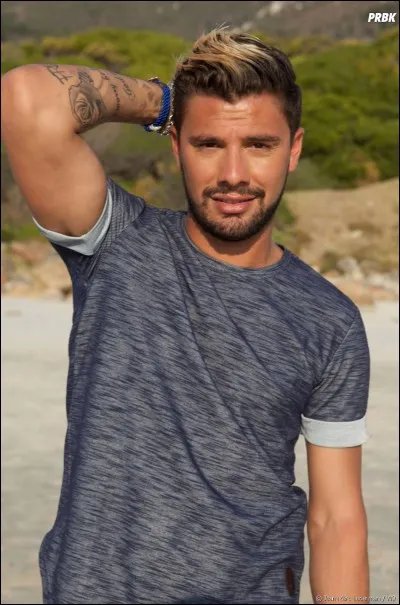 Avec qui Kévin n'est-il pas encore sorti ?