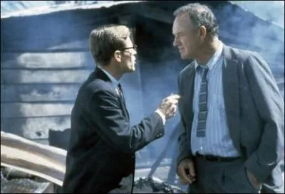 Sur quoi enqutent les deux inspecteurs de 'Mississippi Burning' ?