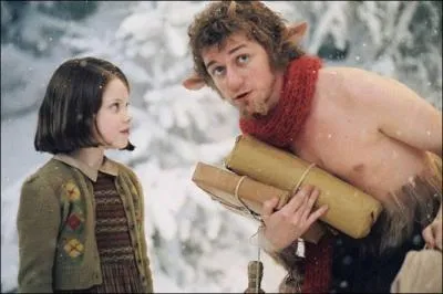 Comment s'appelle le gentil faune que rencontre Lucy Pevensie dans 'Le Monde de Narnia' ?