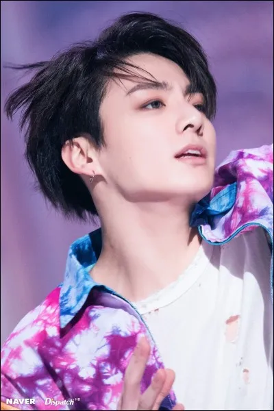 À quel MV des BTS appartient cette photo ?