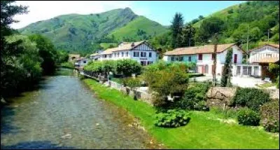 Sur quel autre pays que la France s'étend ce territoire ?