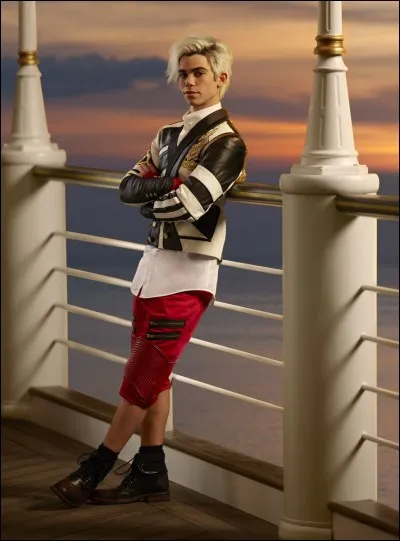 Comment s'appelle le chien de Carlos ?