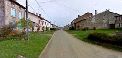 Nous commençons notre balade du week-end à Autréville-Saint-Lambert. Petit village Meusien de 42 habitants, il se situe dans l'ancienne région ...