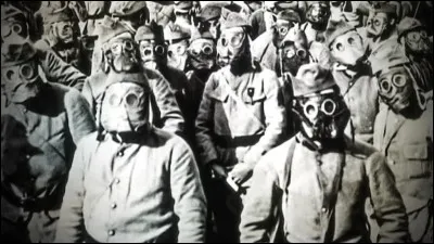 Le gaz de combat à base de sulfure d'éthyle suffocant et vésicant est ...