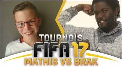 Jouant principalement à "FIFA", Brak est également commentateur de la compétition e-sportive :