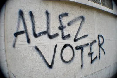 Le suffrage devient universel :