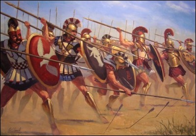 Dans la Grèce antique, comment appelait-on les fantassins lourdement armés ?