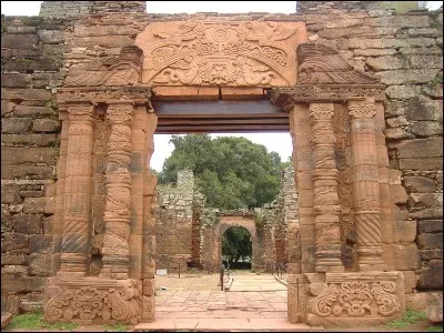 Dans quel pays a t-il eu des expulsions des jésuites en février 1767 ?