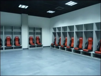 Dans les vestiaires, comment es-tu ?